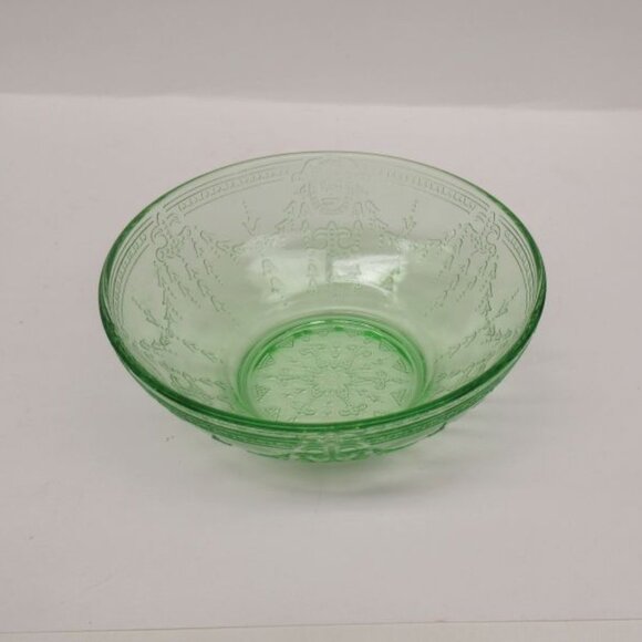 Belmont Tumbler Company Depression Glass Green ROSE CAMEO 5 Inch Cereal Bowl - Picture 1 of 5